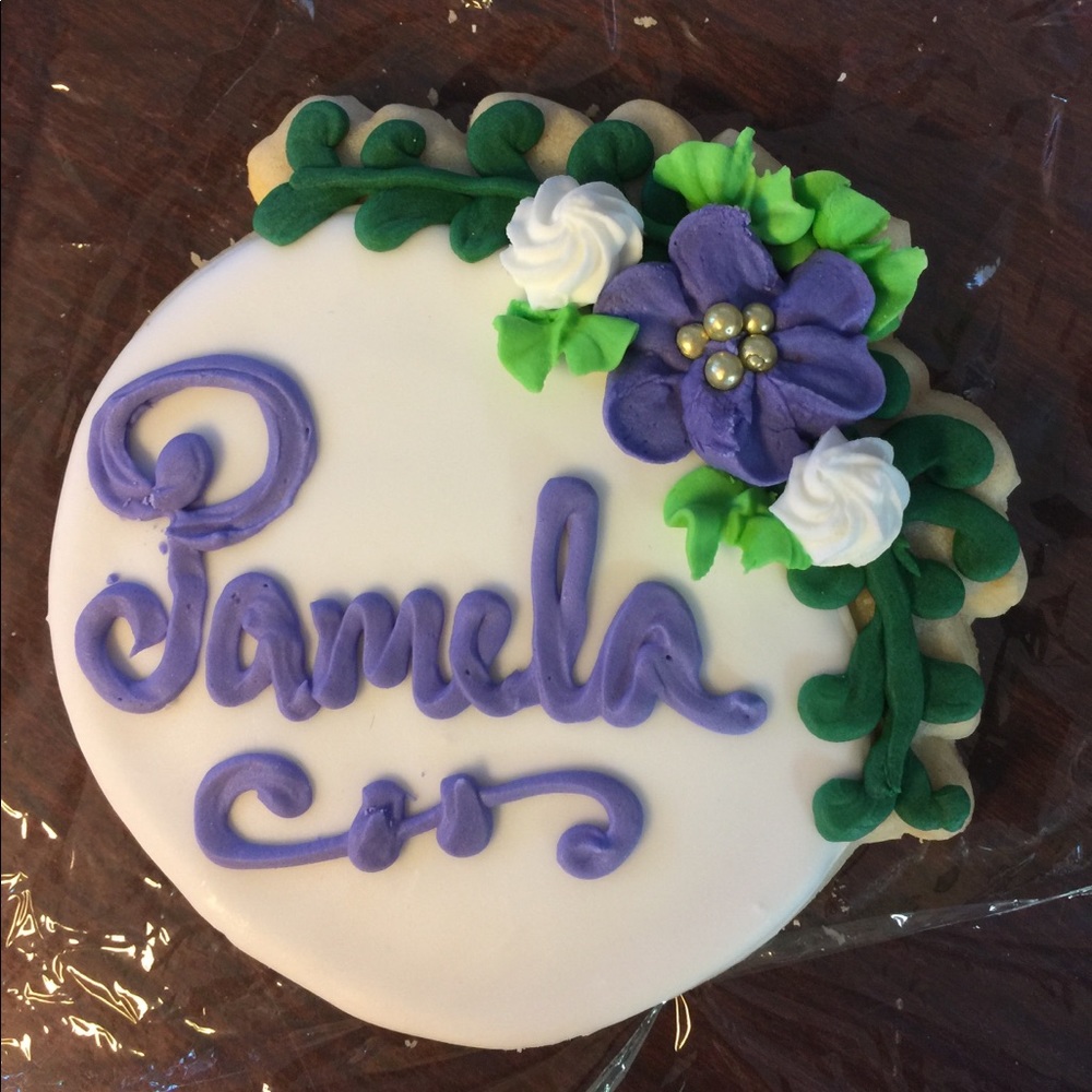 Meet your Posher, Pamela